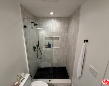 3607 Potomac Avenue - Photo Thumbnail 8
