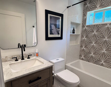 3607 Potomac Avenue - Photo Thumbnail 5