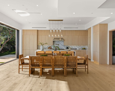 4732 Avenida Del Mar - Photo Thumbnail 7