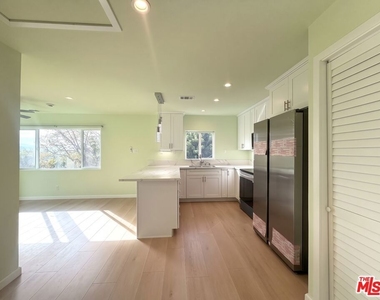3131 Jolley Drive - Photo Thumbnail 13