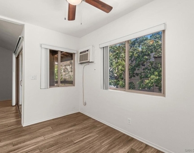 5422 Adobe Falls Rd - Photo Thumbnail 6