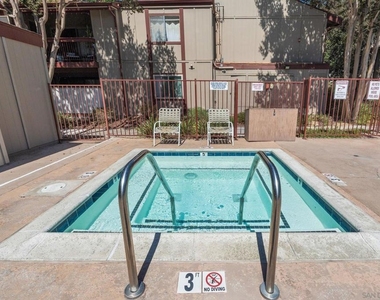 5422 Adobe Falls Rd - Photo Thumbnail 33