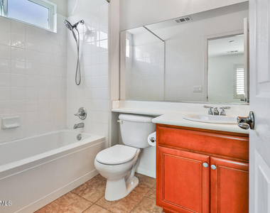 4607 Valerio Way - Photo Thumbnail 16