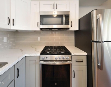 2775 Los Robles Road - Photo Thumbnail 6