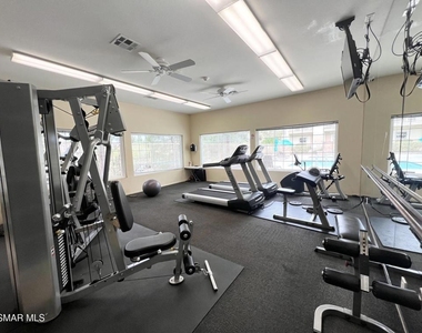 5805 Oak Bend Lane - Photo Thumbnail 16