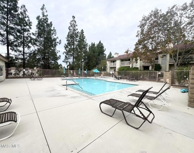 5805 Oak Bend Lane - Photo Thumbnail 15