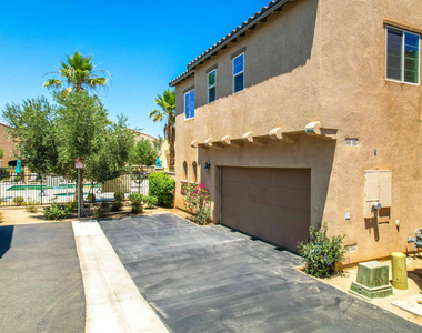 530 Calle Vibrante - Photo Thumbnail 25