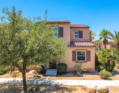 530 Calle Vibrante - Photo Thumbnail 1