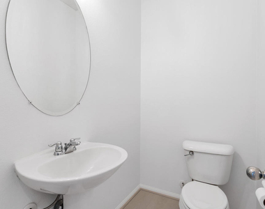 530 Calle Vibrante - Photo Thumbnail 5