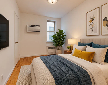 East 87th Street - Photo Thumbnail 2