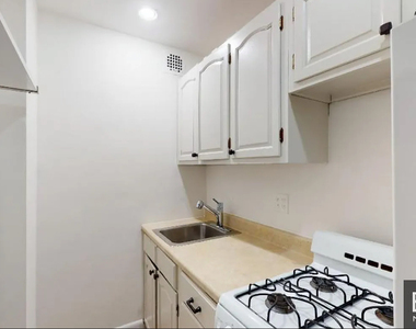 East 88th Street - Photo Thumbnail 7
