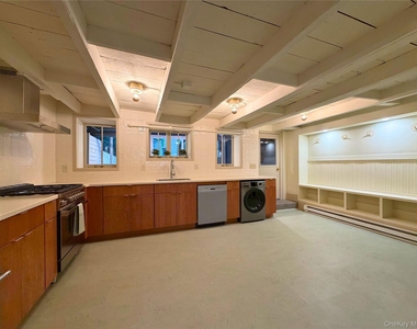 79 Ann Street - Photo Thumbnail 12