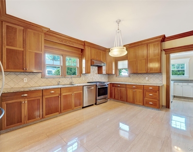 50 Catherine Street - Photo Thumbnail 4
