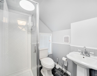 50 Catherine Street - Photo Thumbnail 14