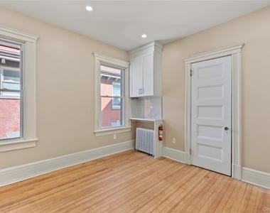269 Liberty Street - Photo Thumbnail 15