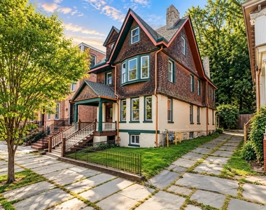 269 Liberty Street - Photo Thumbnail 2
