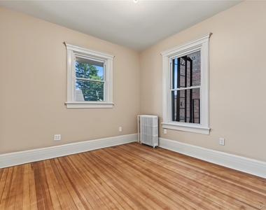 269 Liberty Street - Photo Thumbnail 7
