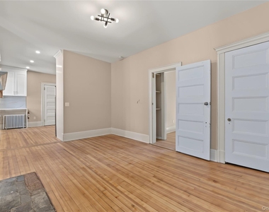 269 Liberty Street - Photo Thumbnail 23