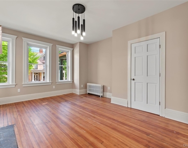 269 Liberty Street - Photo Thumbnail 5