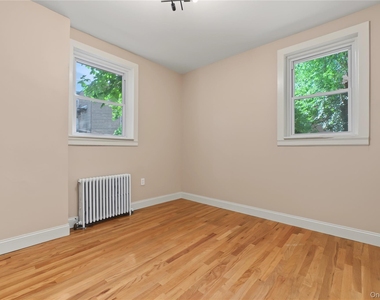 269 Liberty Street - Photo Thumbnail 10