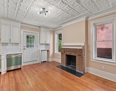 269 Liberty Street - Photo Thumbnail 12