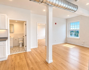 155 S River St - Photo Thumbnail 11