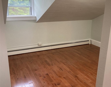 81 South Street - Photo Thumbnail 2