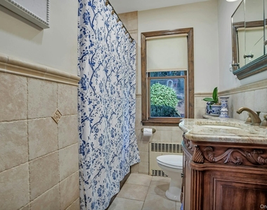 20 Linda Place - Photo Thumbnail 16