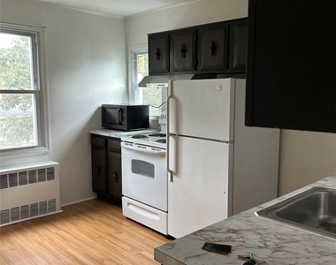 1569 4th Street - Photo Thumbnail 3