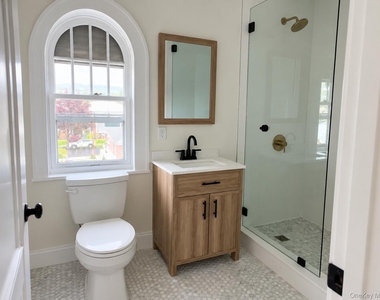 141 Aka 145 Buckingham Road - Photo Thumbnail 21