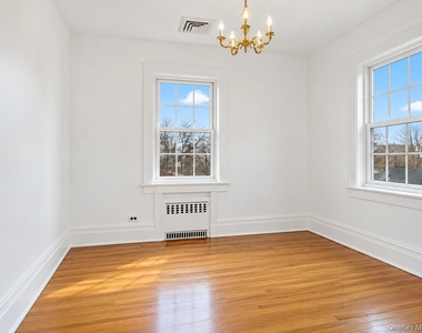 141 Aka 145 Buckingham Road - Photo Thumbnail 17