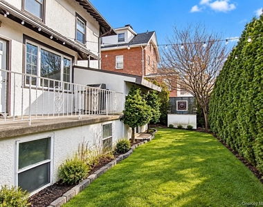 141 Aka 145 Buckingham Road - Photo Thumbnail 23