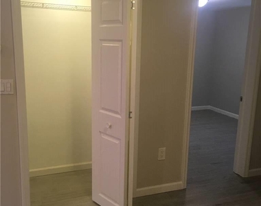 54 Dorchester Street - Photo Thumbnail 11