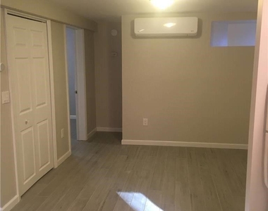 54 Dorchester Street - Photo Thumbnail 5