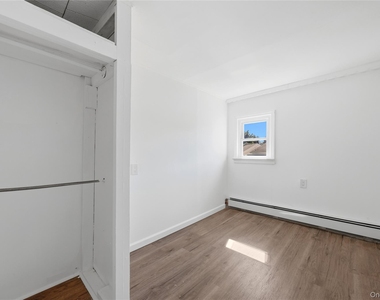 135 N Highland Avenue - Photo Thumbnail 9