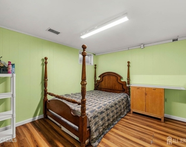 1 Quincy Circle - Photo Thumbnail 27