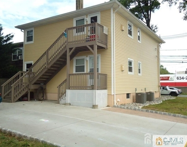 207 Avenel Street - Photo Thumbnail 1