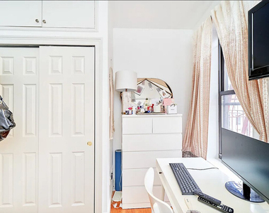 172 Mulberry Street - Photo Thumbnail 2