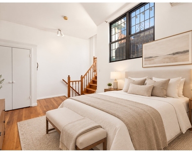 112 W 73rd Street - Photo Thumbnail 3