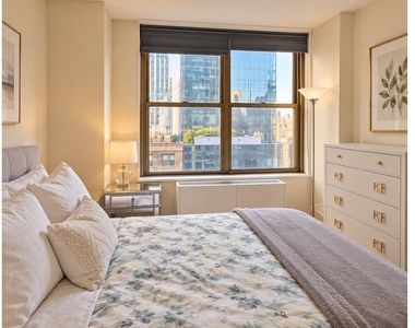 301 E 79th Street - Photo Thumbnail 3