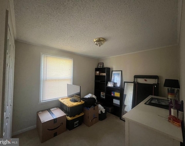 6024 Loriella Park Drive - Photo Thumbnail 10