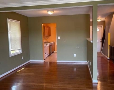 16629 Geddy Court - Photo Thumbnail 2