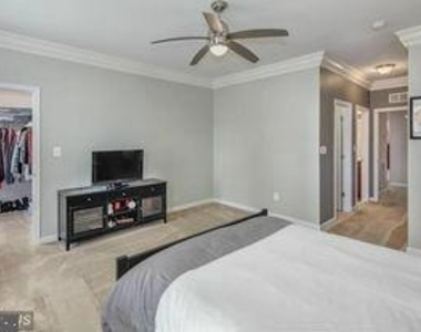 43817 Kingston Station Terrace - Photo Thumbnail 9