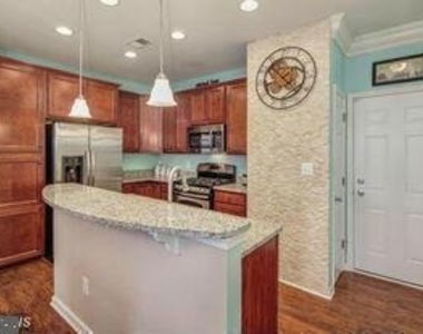 43817 Kingston Station Terrace - Photo Thumbnail 12