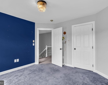 25241 Beach Place - Photo Thumbnail 21