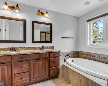 25241 Beach Place - Photo Thumbnail 30