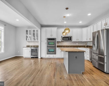 25241 Beach Place - Photo Thumbnail 11