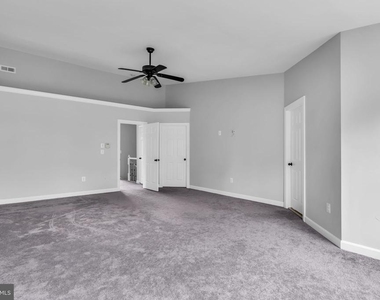 25241 Beach Place - Photo Thumbnail 27