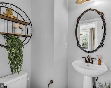 25241 Beach Place - Photo Thumbnail 9
