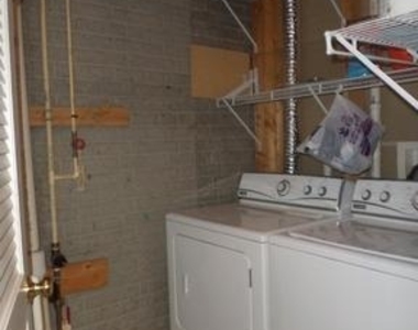 4712 Hanrahan Place - Photo Thumbnail 14